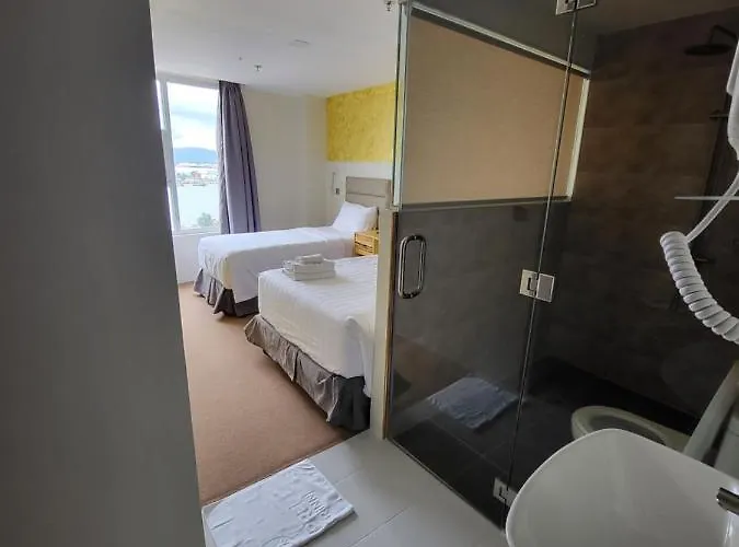 Sempre Premier - Mactan Airport 3*