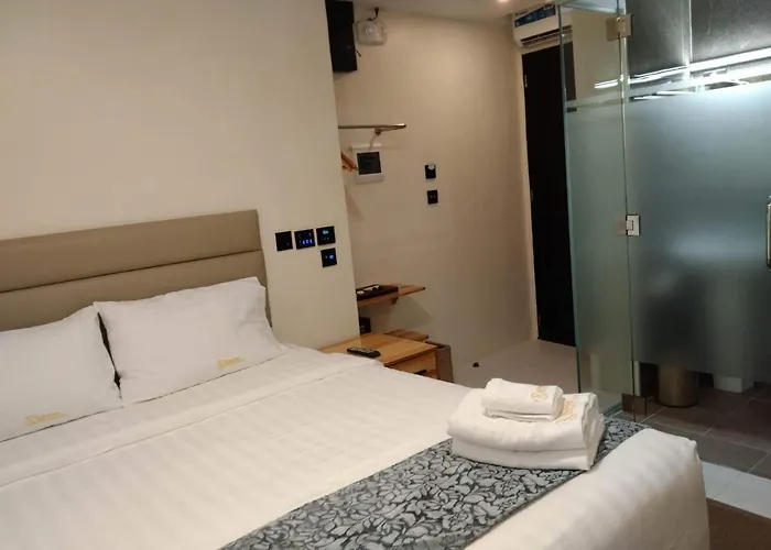 Sempre Premier - Mactan Airport Hotel Lapu-Lapu City