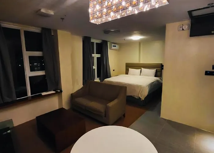Hotel Sempre Premier - Mactan Airport
